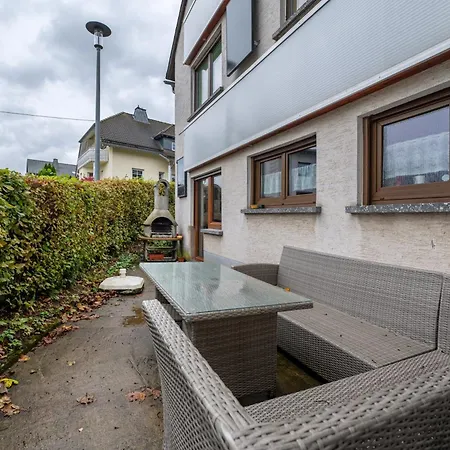 Stoerzel - A Apartment Hundheim