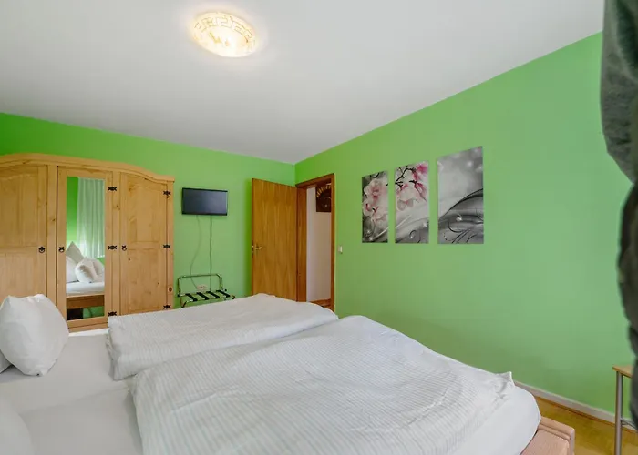 Apartment Störzel - A Hundheim